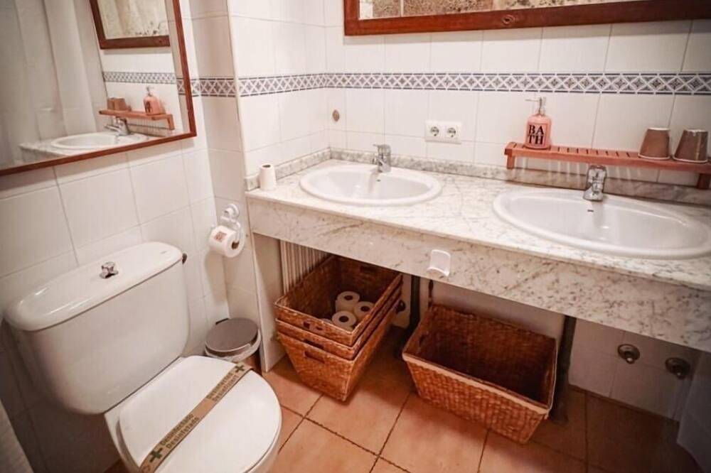 Ganze Wohnung, Loft In Old Town Of Cuenca.La Mangana Window. In The Historical Center. in Cuenca, Cuenca Provinz