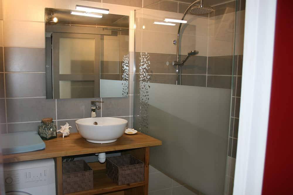 Fisherman's house with garden and terrace facing south. Furnished tourist accommodation *** in Saint-Valery-sur-Somme, Abbeville region