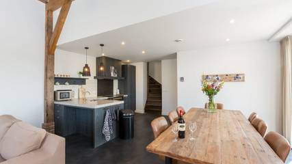 Appartement voor 15 Personen in Vrouwenpolder, Zeeuwse Kust, Afbeelding 3