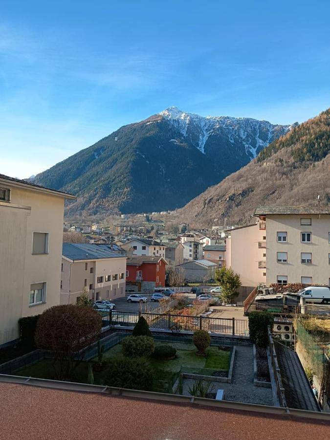 Gîte pour 5 personnes, avec balcon et vue à Sondalo - 2