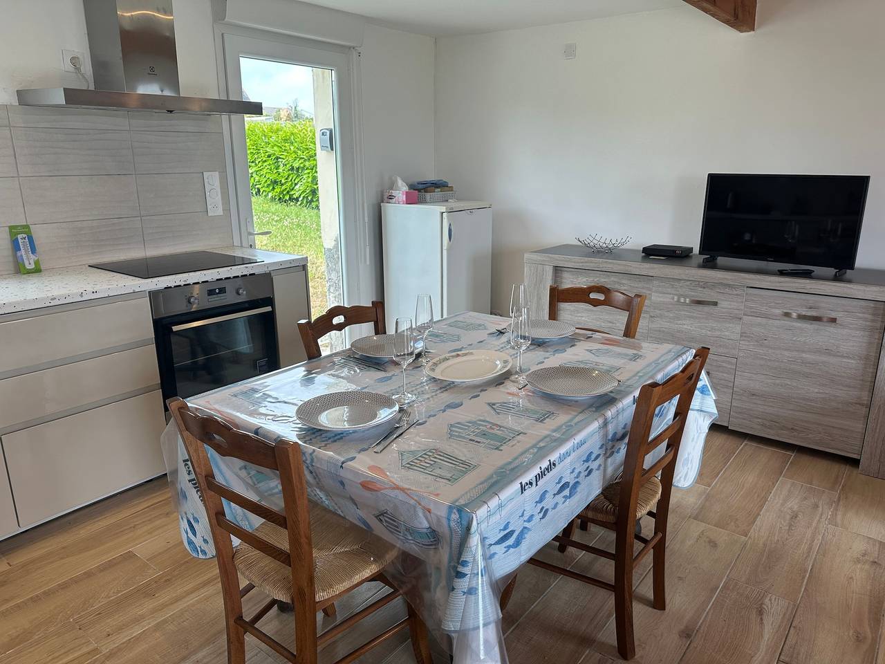Casa de vacaciones 'Maison De Vacances Crozon Jardin' con vistas al mar, terraza privada y Wi-Fi in Crozon, Châteaulin und Umgebung