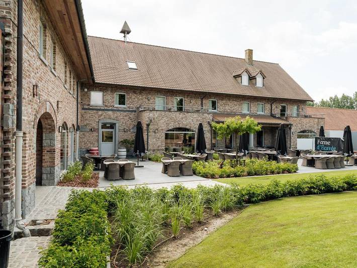 Hôtel pour 4 personnes, avec jardin et vue à Celles (Hainaut)