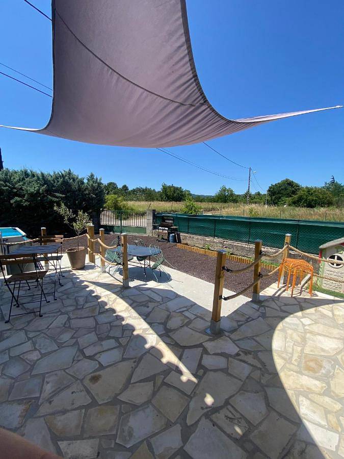 Maison de vacances pour 4 personnes, avec Terrasse et Jardin ainsi que Piscine et Vue
