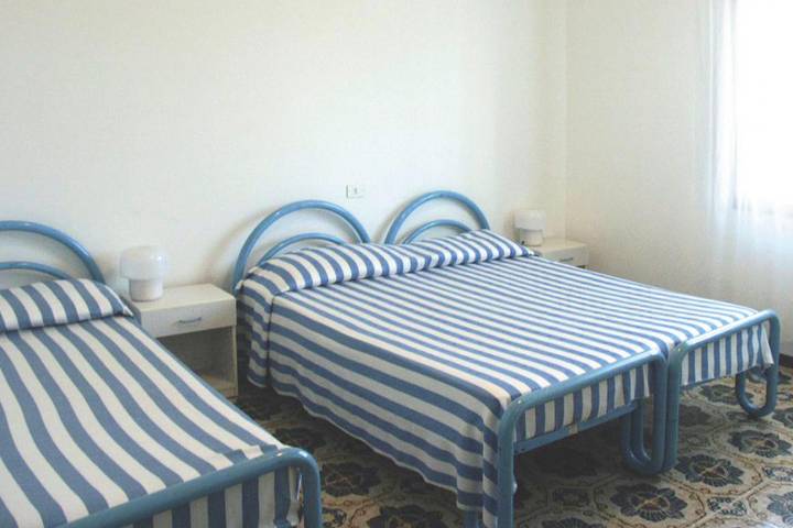 Ferienwohnung für 4 Personen, mit Balkon/Terrasse und Balkon sowie Terrasse und Garten in Jesolo - 4