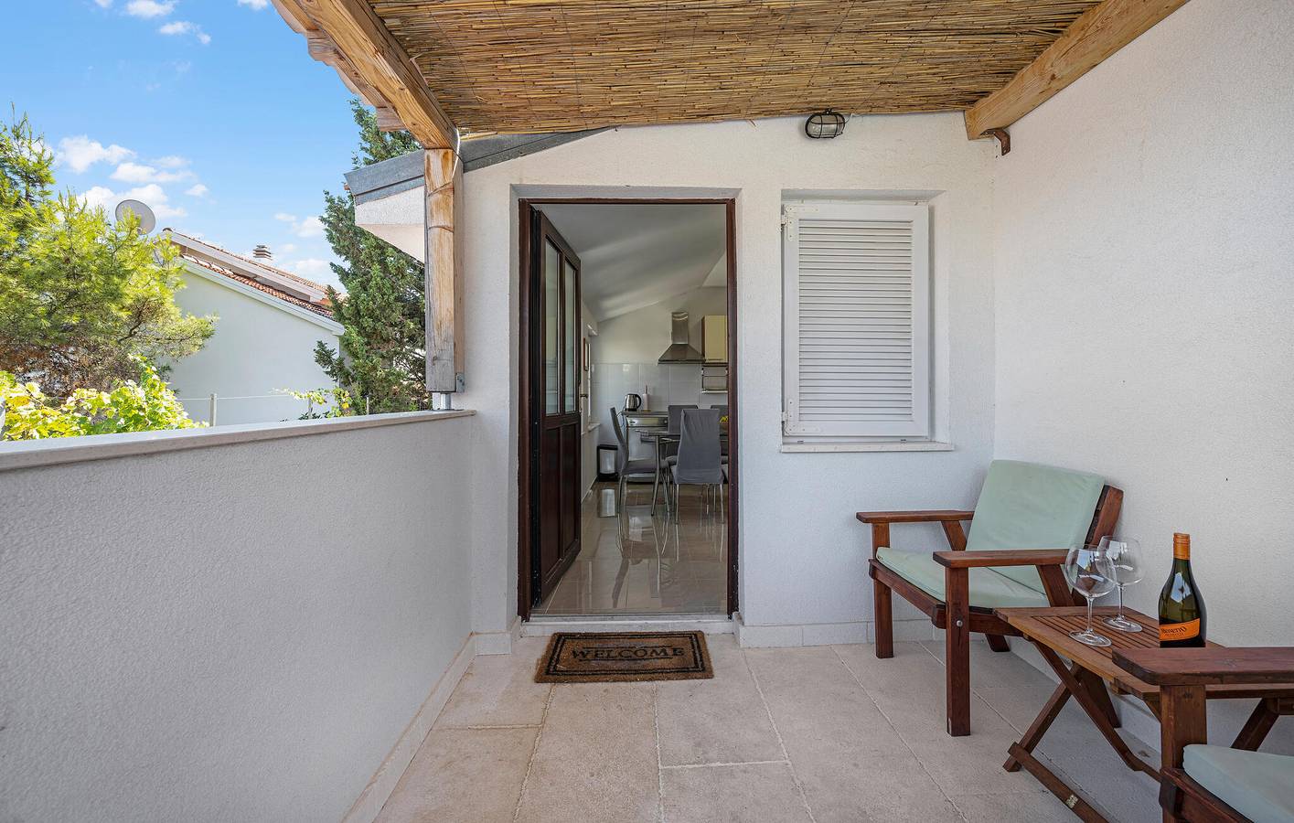 Entire holiday apartment, Holiday apartment for 6 people with terrace in Rogoznica, Šibenik-Knin