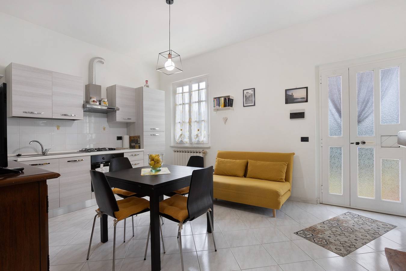 Appartement entier, Appartement 'Lunigiana - Casa Anita avec jardin privé, Wi-Fi et climatisation' in Colombiera-Molicciara, Castelnuovo Magra