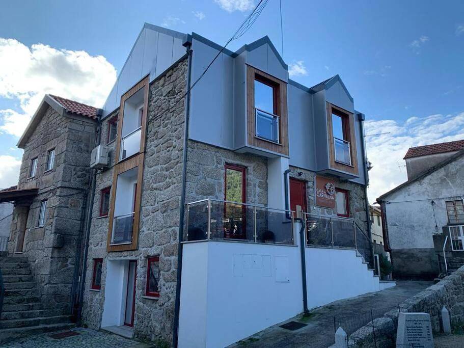 Two-Bedroom House in Praia Fluvial de Loriga, Seia