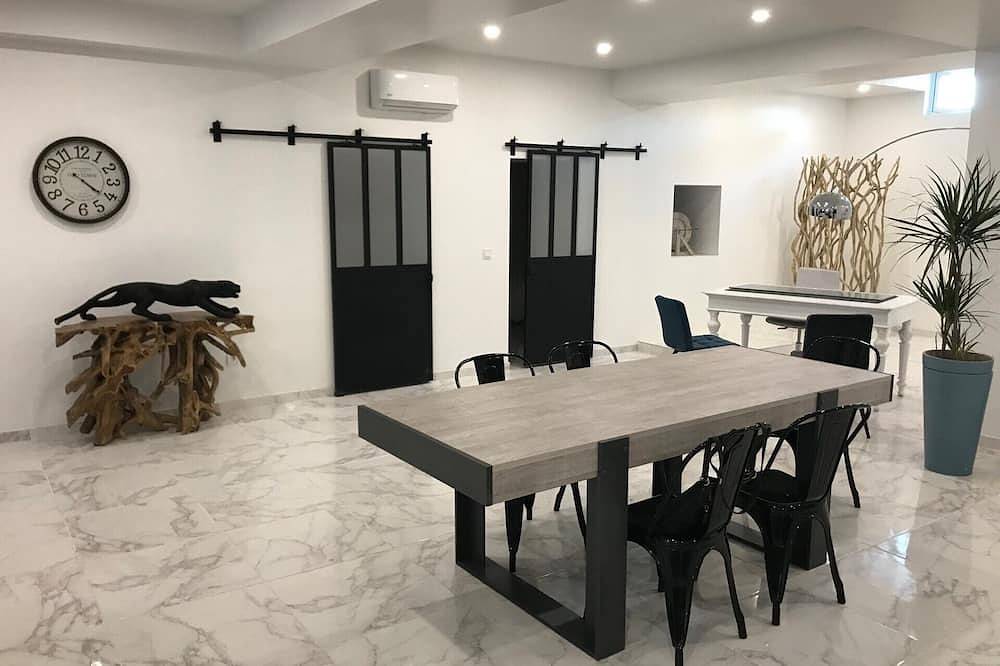 Apartamento entero, Joli Appartement Type Loft, en rez de Chaussée in Carpentras, Parque natural regional del Mont Ventoux