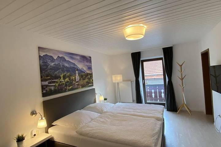 Gasthof zur Post Saulgrub - Doppelzimmer in Saulgrub, Bayerische Alpen