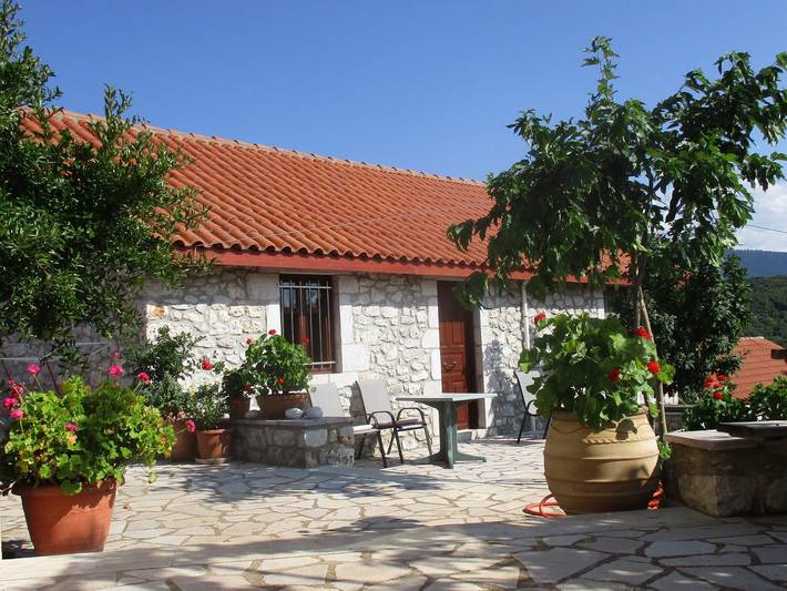 Chalet für 2 Personen, mit Terrasse, kinderfreundlich in Griechenland - 4