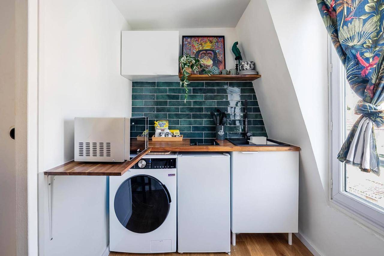 Appartement entier, One-Bedroom Apartment in Enghien-les-Bains, Val-d'Oise