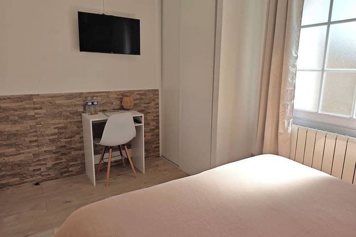 Location de vacances pour 2 personnes, avec jardin et piscine à Clermont - 3
