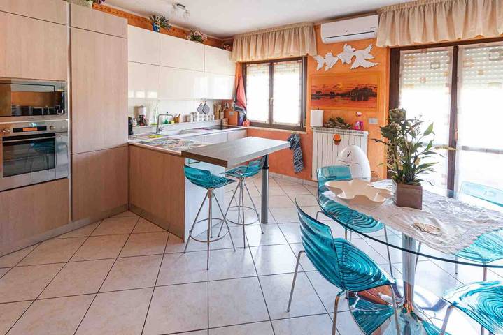 Gîte pour 2 personnes, avec Balcon dans Abruzzes - 2