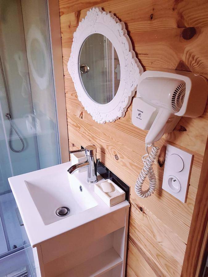 Gîte pour 6 personnes, avec jardin, animaux acceptés dans Lac de Vouglans - 4