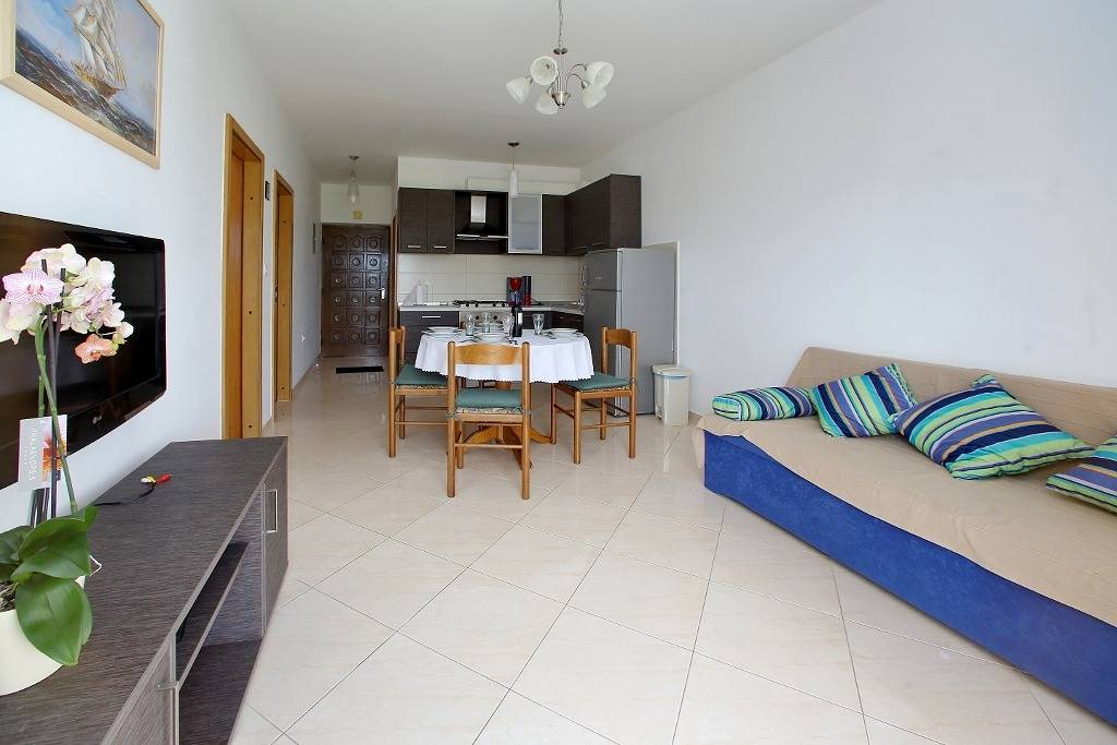 Cały apartament, Dwupokojowy apartament z tarasem i widokiem na morze Sukosan, Zadar A-16646-a in Sukosan, Zadar