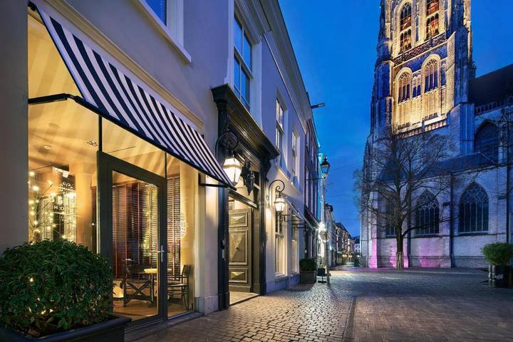 Hôtel pour 4 personnes, avec terrasse