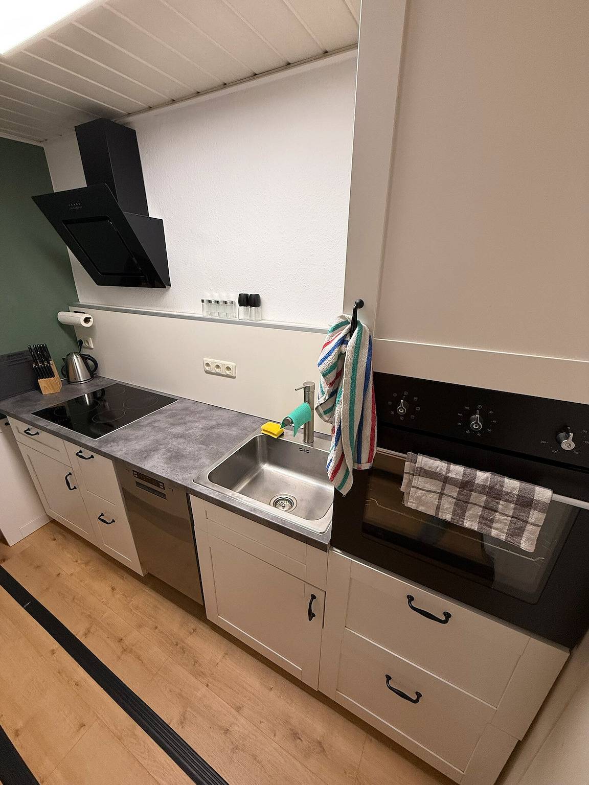 Ganze Wohnung, Apartment 'Ferien- und Handwerkerwohnung' mit Wlan in Römhild, Hildburghausen und Umgebung