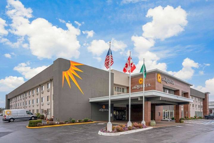 Hotel para 10 personas - 1