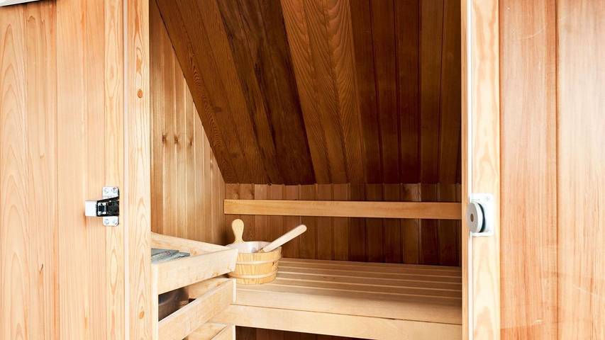 Bungalow für 7 Personen, mit Sauna und Whirlpool sowie Garten in Friesland - 3