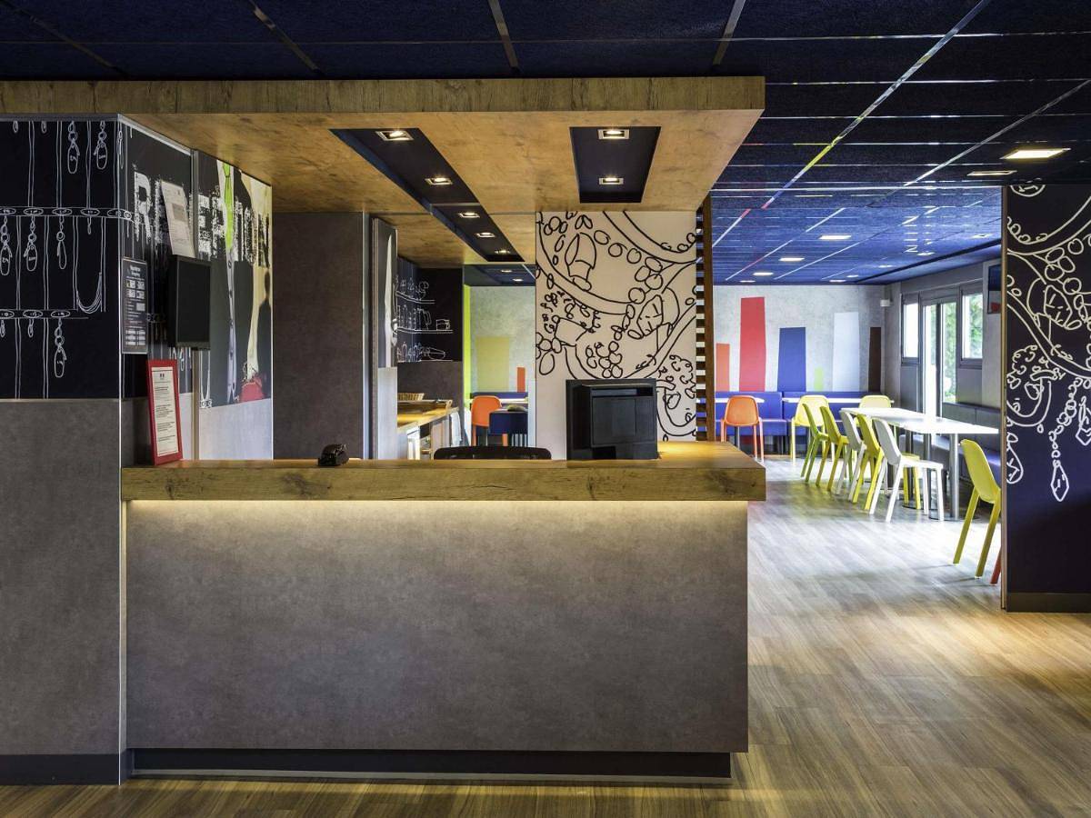 Ibis budget Versailles Chateau Saint cyr l'Ecole in Saint-Cyr-l'École, Yvelines