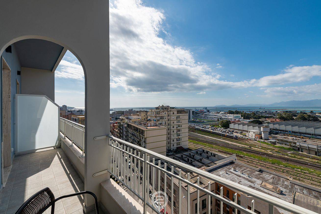 Hel lejlighed, Enchanting Panoramic Retreat in Stampace, Cagliari