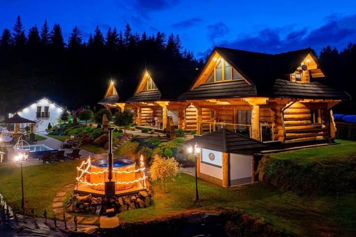 Dom dla 8 osób, z basen i jacuzzi oraz sauna i ogród w Rabka-Zdrój