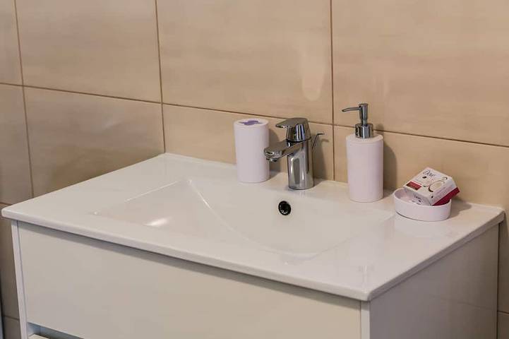 Villa pour 4 personnes, avec balcon et jardin dans Vis - 3