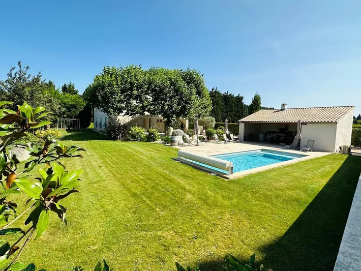 Casa de vacaciones para 12 personas, con piscina y jardín - 1
