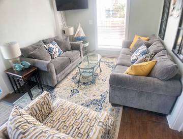 Cabin for 4 Guests in Emerald Coast, Gulf County, Picture 2