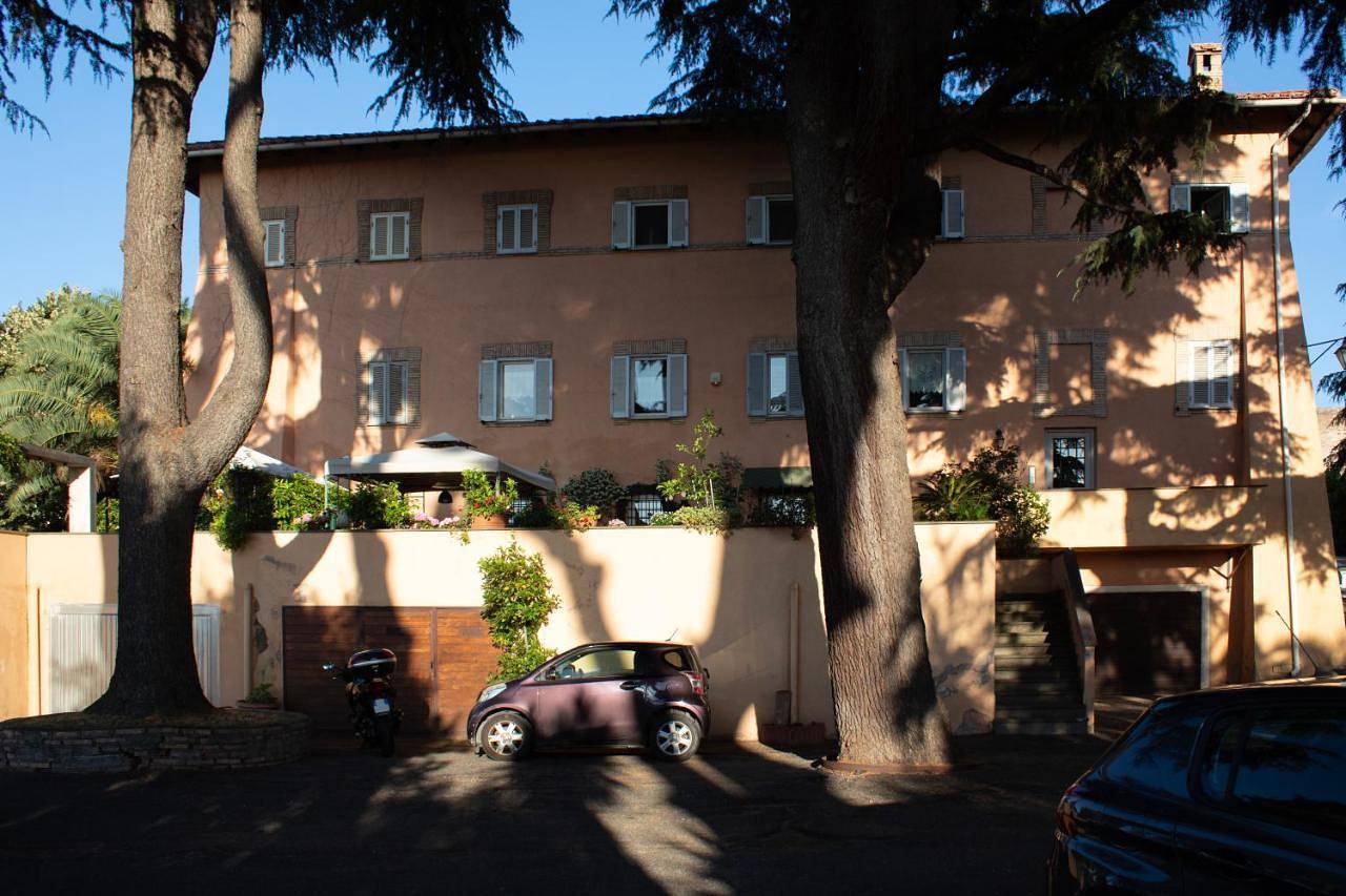 Appartamento intero, One-Bedroom Apartment in Frascati, Castelli Romani