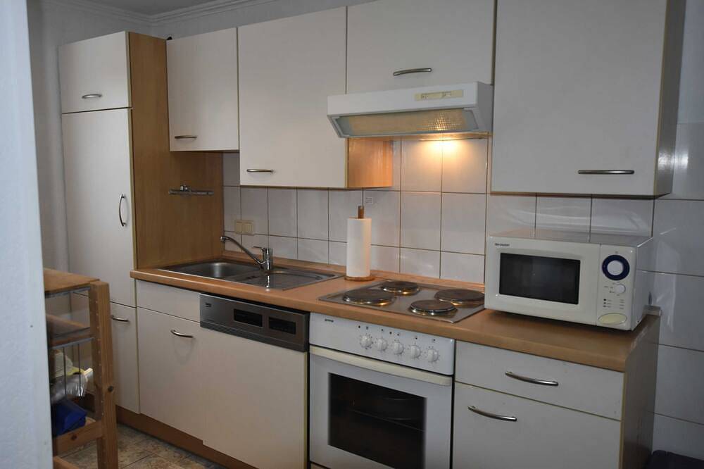 Ganze Wohnung, Nr.2 / 3-Raum-Ferienhaus (65m², 2-5 Pers.) - Ferienhäuser Alt Farpen am Salzhaff in Blowatz, Neuburg