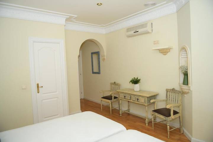 Casa rural para 2 personas, con terraza y jardín en Extremadura - 4