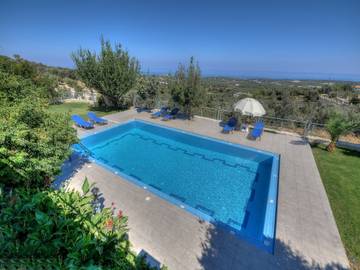 Villa for 8 Guests in North section of Athens, Athens, Picture 1