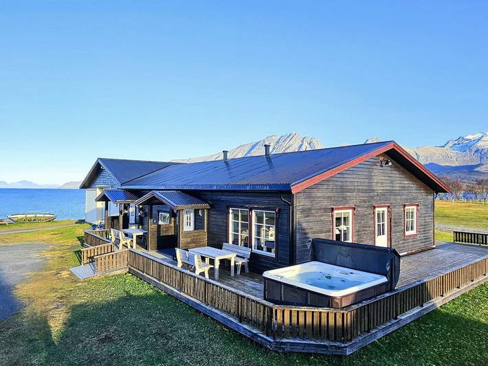 Ferienhaus für 6 Personen, mit Terrasse in Troms