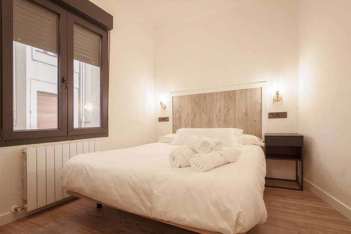 Apartamento entero, Mirasol apartment Bilbao la vieja by Theurbanhosts in Ibaiondo, Bilbao