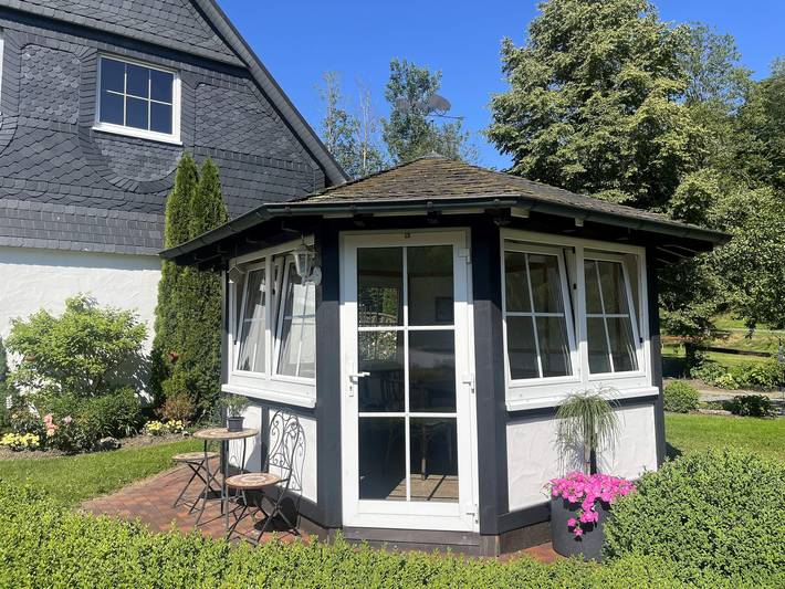 Ferienhaus für 2 Personen, mit Garten und Seeblick sowie Balkon, kinderfreundlich im Sauerland - 4