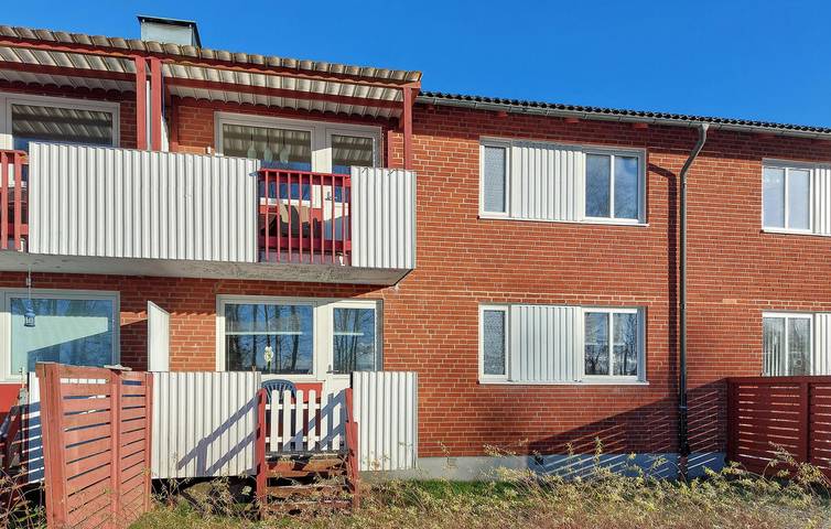 Ganze Ferienwohnung, Ferienwohnung für 5 Personen mit Terrasse in Hylte, Halland