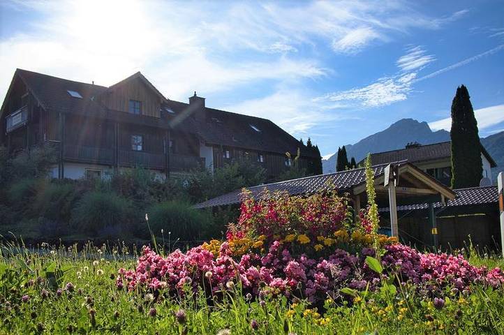 Ganze Ferienwohnung, Ferienwohnung Höfler - Ferienwohnung Isolde im Ferienhaus Bayerisch Gmain für 1 - 3 Personen, 32 qm mit Balkon in Bayerisch Gmain, Bayerische Alpen