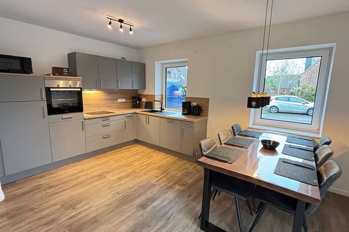 Ferienhaus für 6 Personen, mit Terrasse, mit Haustier in Emden