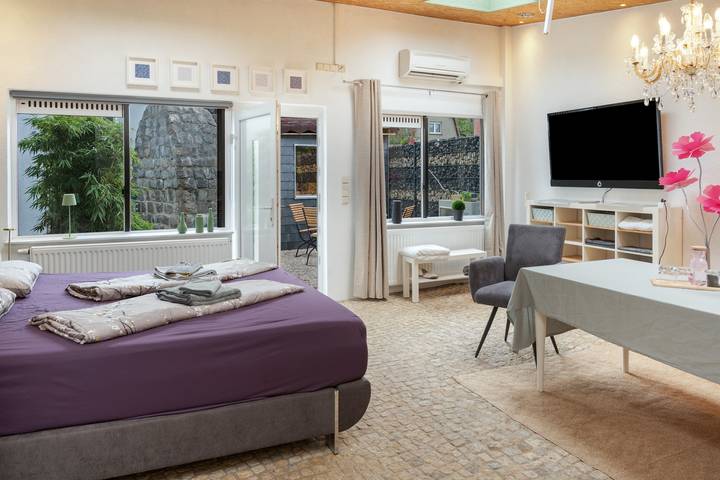 Hel studio-lejlighed, Apartment “1-Room Apartment” with Private Garden in Schönow (Bernau bei Berlin), Bernau bei Berlin