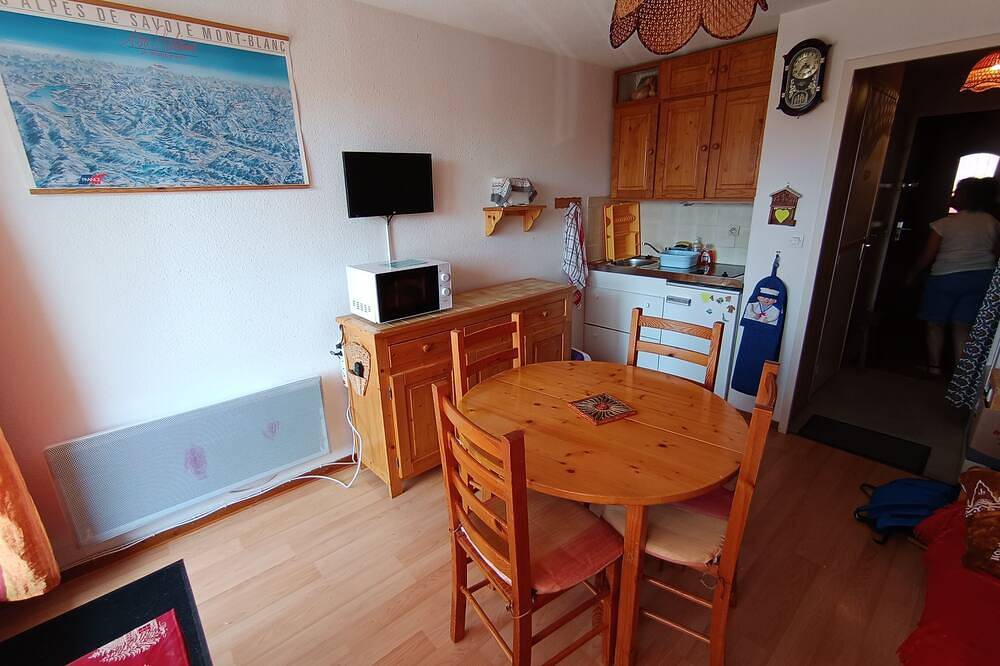 Ganze Wohnung, Charming studio with breathtaking view of the Aravis mountain range in Cohennoz, Albertville und Umgebung
