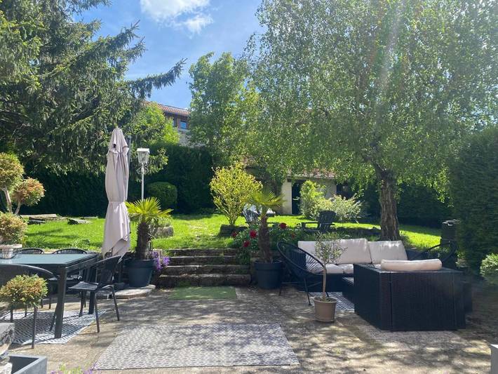 Location de vacances pour 2 personnes, avec vue ainsi que terrasse et jardin à Le Monastier-sur-Gazeille - 2