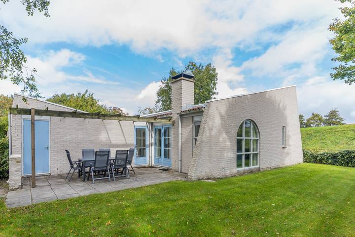Ferienhaus für 6 Personen, mit Balkon/Terrasse und Terrasse sowie Sauna
