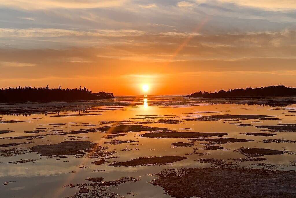 Chalet avec spa au bord du Lac-Saint-Jean #306268 in Saguenay–Lac-Saint-Jean
