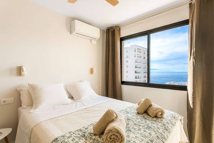 Appartamento per 5 persone, con piscina e balcone/terrazza, adatto a famiglie con bambini in Playa Paraíso