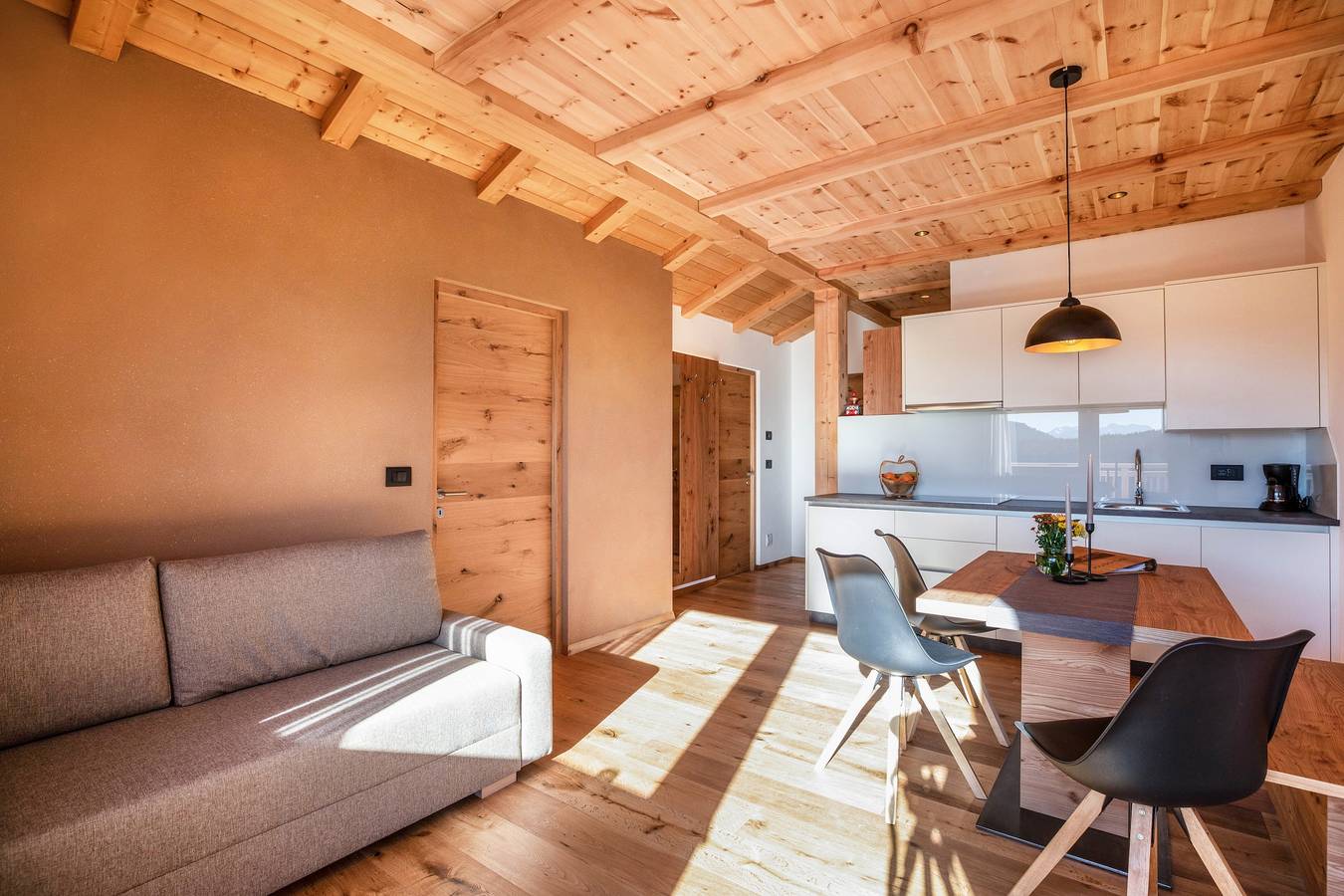 Ganze Wohnung, Ferienwohnung "Ulme" mit Bergblick, Garten, Balkon und Wlan in St. Felix, Unsere Liebe Frau im Walde-St. Felix