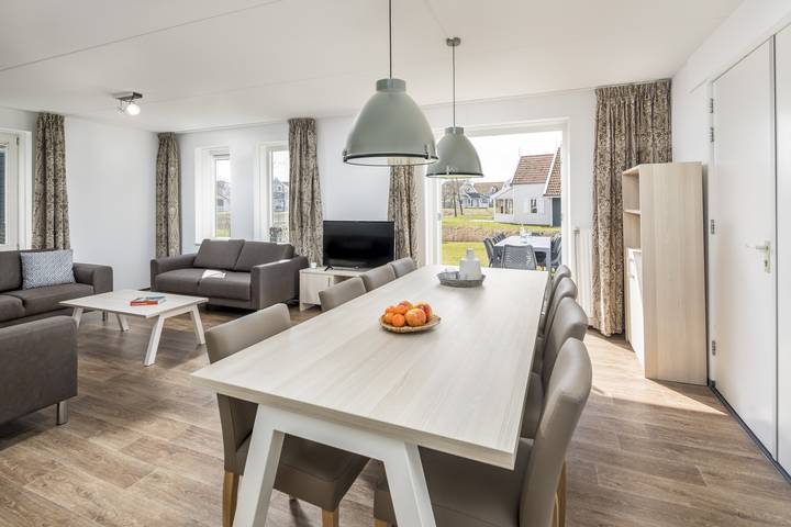 Ferienhaus für 20 Personen, mit Balkon/Terrasse und Terrasse in Bruinisse - 4