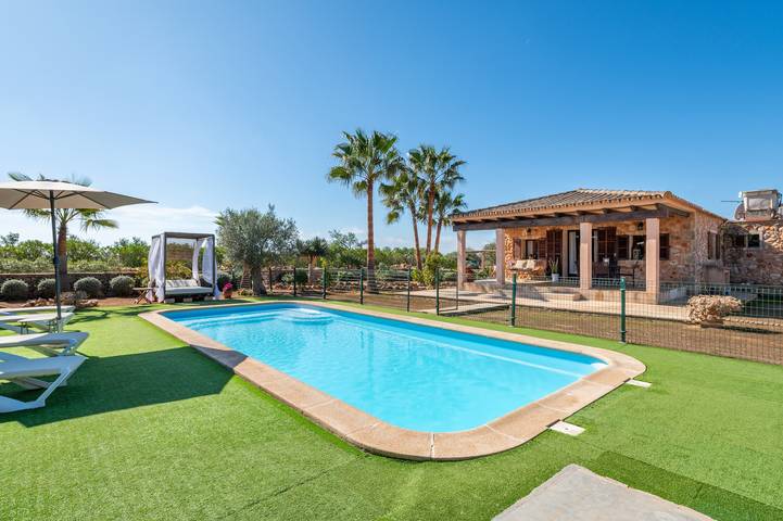 Landhuis 'Ses Oliveres' met uitzicht op de bergen, Wifi en airconditioning in Campos, Zuid-Mallorca