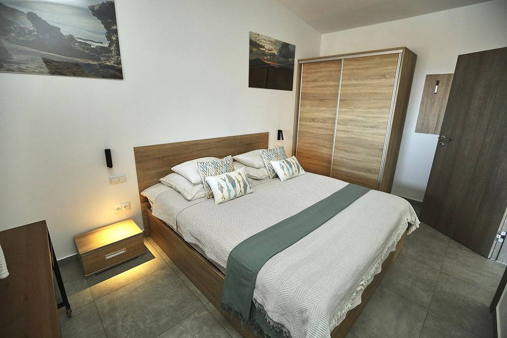 Ganze Wohnung, Villa Sotavento Modern New Apartment in Natural Park, Ocean Views, Adults Only in Playa de Sotavento de Jandía, Pájara