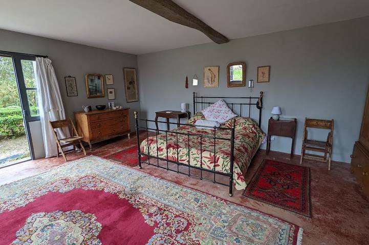 Location de vacances pour 13 personnes, avec jardin à Saint-Ciers-du-Taillon - 2